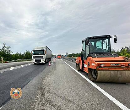 На участке трассы М-4 &laquo;Дон&raquo; в Октябрьском районе области затруднено движение из-за ремонта дороги