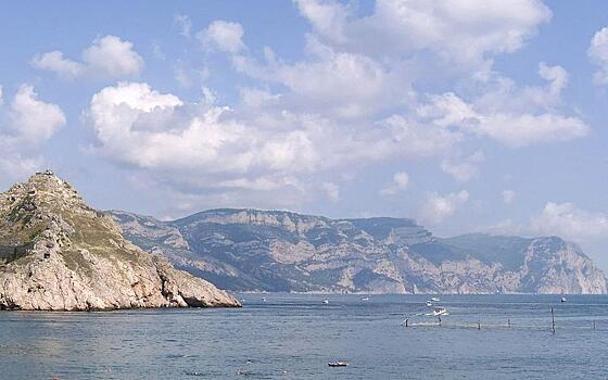 Два беспилотника сбили над морем в Севастополе