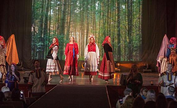 В Курске состоялся этнопоказ «Народное – модно»