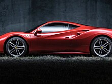 Сотрудникам Ferrari не разрешено покупать новую Ferrari