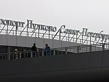Летевший из Москвы в Калининград самолет вынужденно сел в Петербурге