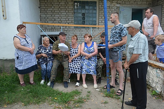 В Саратовской области жители годами не могут дождаться капремонта
