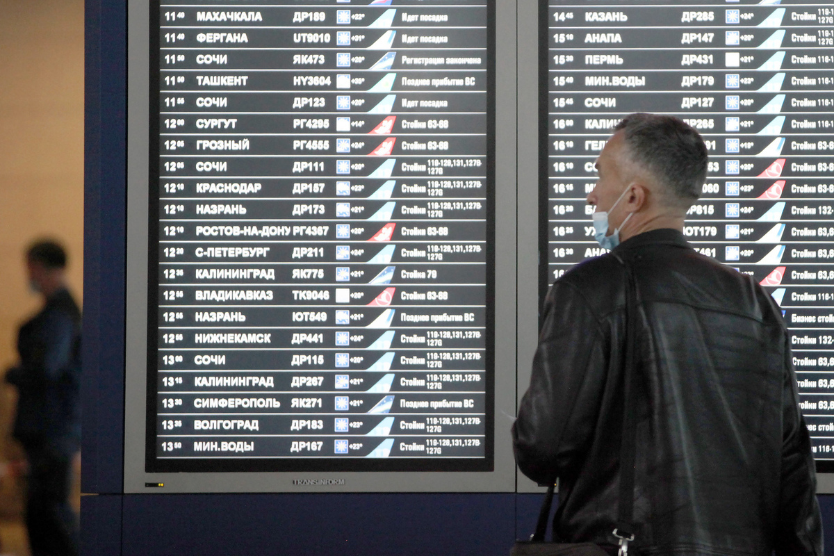 Российские таможенники пресекли контрабанду украшений на 18,5 млн рублей