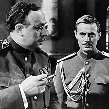 Шпион при храбром выпивохе и харьковские приключения Эраста Фандорина - «Время»