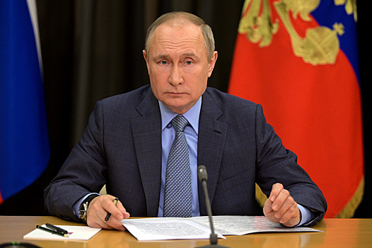 Выходные на пользу: Путин прокомментировал ситуацию с COVID-19 в России