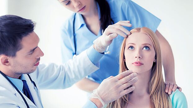 Пластический хирург назвал самые бесполезные операции на лице