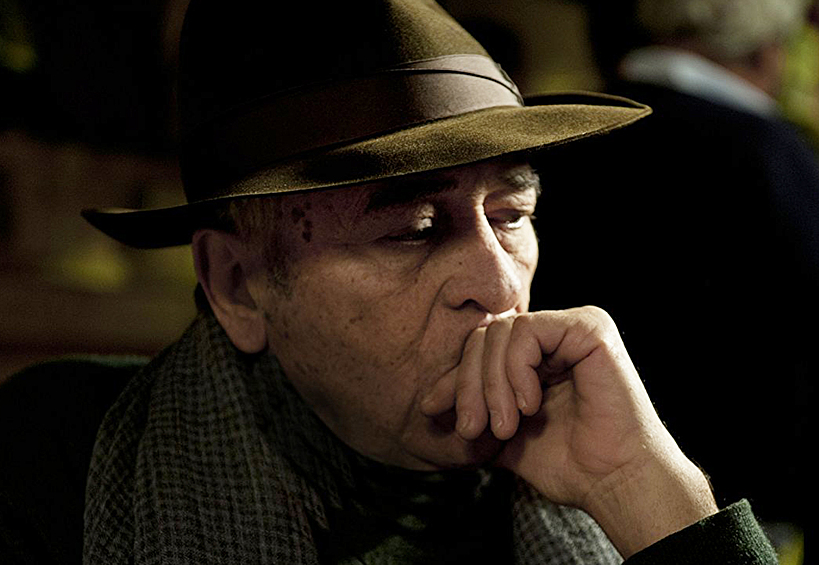  Известный итальянский режиссер Бернардо Бертолуччи умер в возрасте 77 лет, сообщает La Repubblica