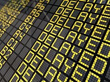 Более 100 рейсов задержано и отменено в трех московских аэропортах