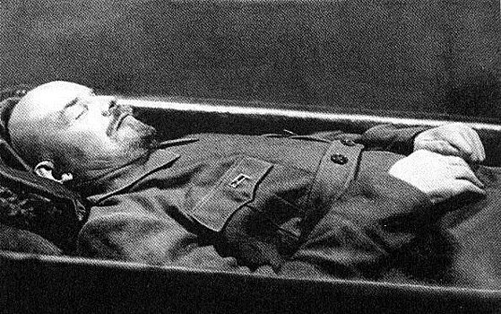 Почему Ленина нельзя выносить из мавзолея
