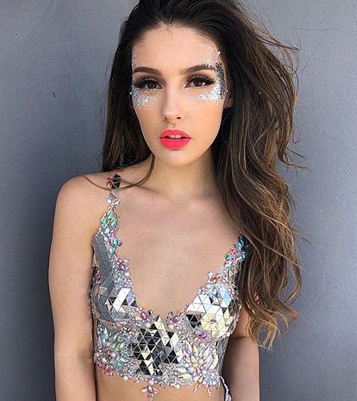 А это, вероятно, "верх" от тех оригинальных плавок.