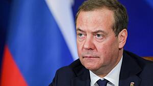 Медведев заявил о попадании Зеленского в «цугцванг»