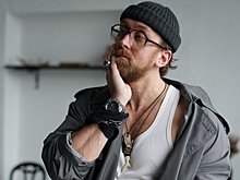 «Ярко и классно, но временно»: Данила Якушев рассказал о романах с коллегами