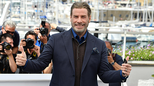 71-летний Джон Траволта показал сына, которого воспитывает в одиночку