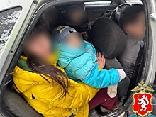 В Свердловской области пьяный водитель вез семь детей