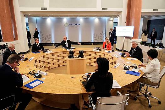 Главы МИД стран G7 договорились усилить санкционное давление на Россию