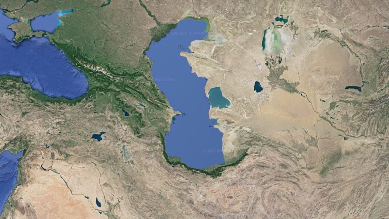 Границы по каспийскому морю. Иран каспийское море. Очертания каспийского моря. Иран каспийское море. Прикаспийский иран.