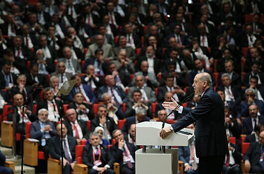 Эрдоган назвал процентные ставки "матерью всего зла"