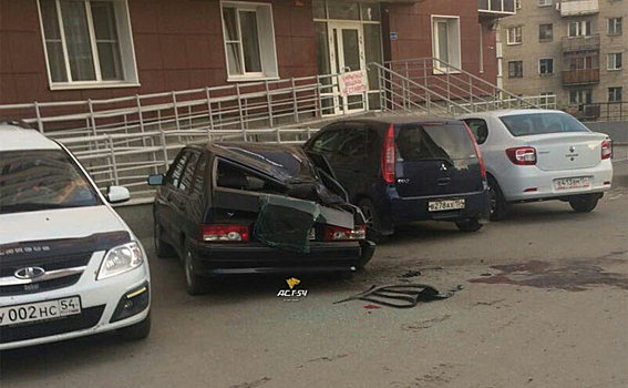 Голый мужчина и выживший подросток: второе падение из одной высотки за год