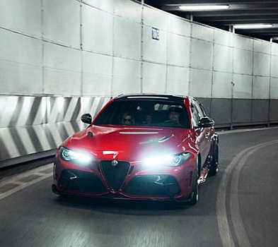 Гараж Боттаса пополнился ещё одной Alfa Romeo