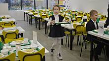Эксперт Петрова рассказала, как в школах Петербурга следят за качеством питания