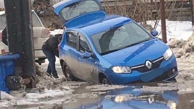 Жители по всему ХМАО жалуются на массовые потопы