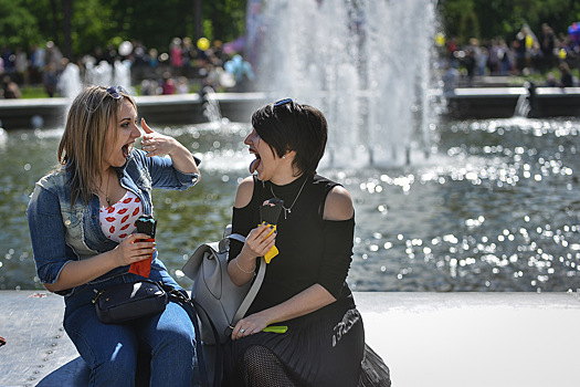 Кулебяка и мороженое стали самыми популярными блюдами у гостей площадок празднования Дня города в Москве