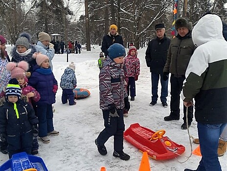 В парке «Сосенки» прошли «Рождественские забавы» от Центра досуга «Личность»