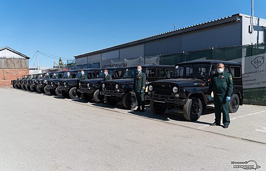 Свердловские лесничества получили новые автомобили