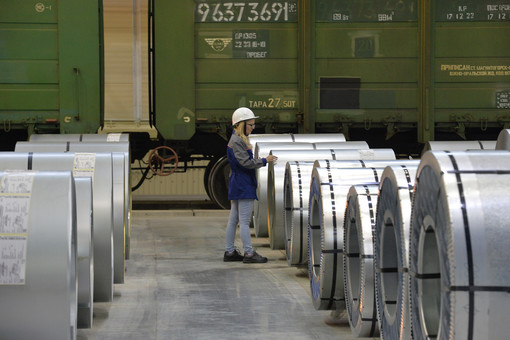 Мадрид после трехмесячного перерыва возобновил импорт российских железа и стали