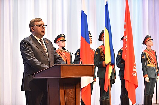 Александр Ищенко поздравил ветеранов с наступающим Днем Победы