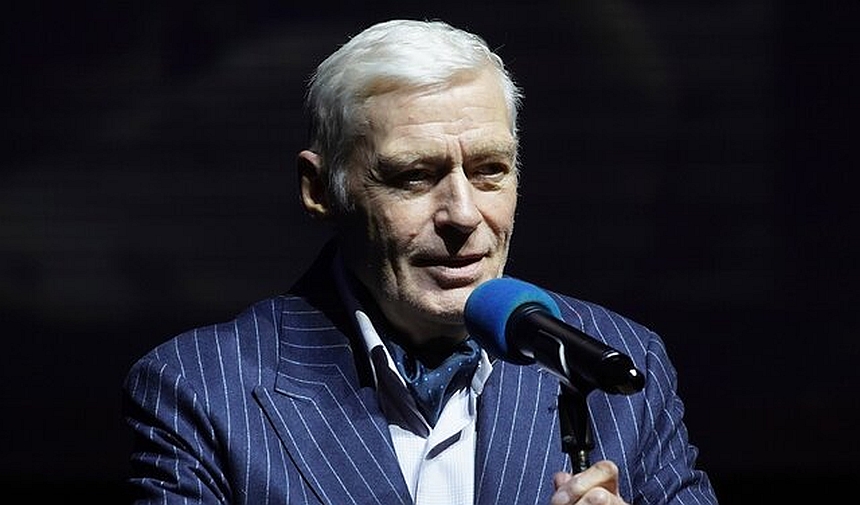 Актеру Борису Щербакову сделали операцию на сердце