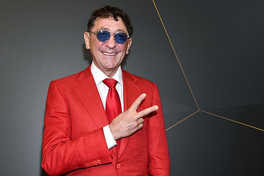 Григорий Лепс не стал отменять ближайшие концерты после госпитализации
