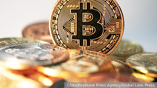 DeepSeek и GPT спрогнозировали будущее криптовалют и традиционных денег