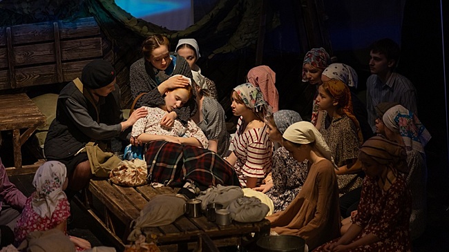 Спектакль «1942 «Операция «Дети» к юбилею Победы представил театр «Вера»