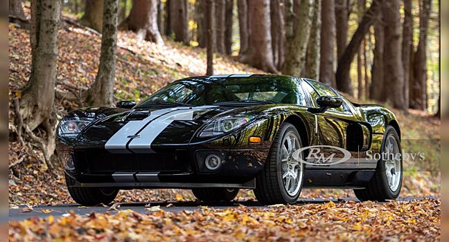 На продажу выставили уникальный суперкар Ford GT с номером кузова 02