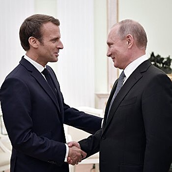 «Поговорю с Путиным»: Макрон назвал условие возврата России в «Большую восьмерку»