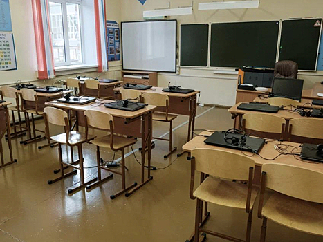 Свыше 25 млрд рублей выделит Москва на дороги и школы Новосибирской области