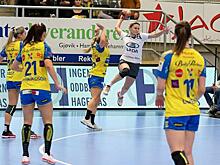 Гандбольная "Лада" обыграла "Сторхамар" в матче Кубка ЕГФ