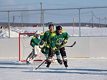 Энергетики Борогонского РЭС ЦЭС соревновались в хоккее
