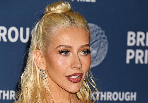 Кристина Агилера появилась в соцсетях после месяца затишья