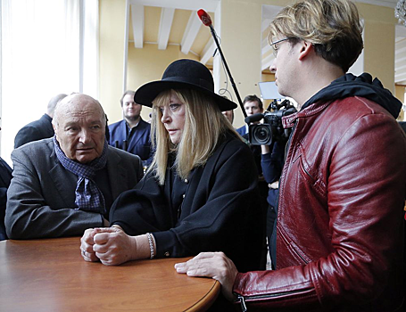 На похоронах Карцева Пугачева рассказала о болезни Жванецкого