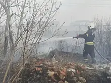 В Самарской области рядом с дачами 17 апреля горела сухая трава