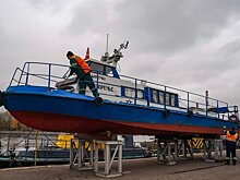 Столичный коммунальный флот начали готовить к новому сезону летней навигации