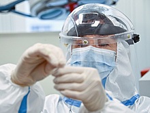 Число госпитализаций с COVID-19 выросло на треть