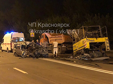 Водитель Mazda погиб в аварии в Красноярске