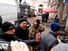 Одесские зоозащитники подрались с прохожими во время акции