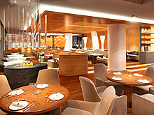 «Онлайн никто не подстрижет». Как малый бизнес пытается удержать клиентов во время пандемии?