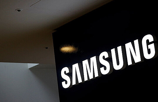 Новый девайс Samsung можно свернуть в трубочку
