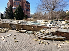 В центре Волгограда почти полностью демонтировали павильон «МАН»