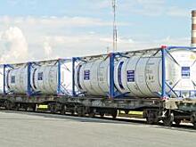 Сибур: объем перевозок в танк-контейнерах растет, а в цистернах падает